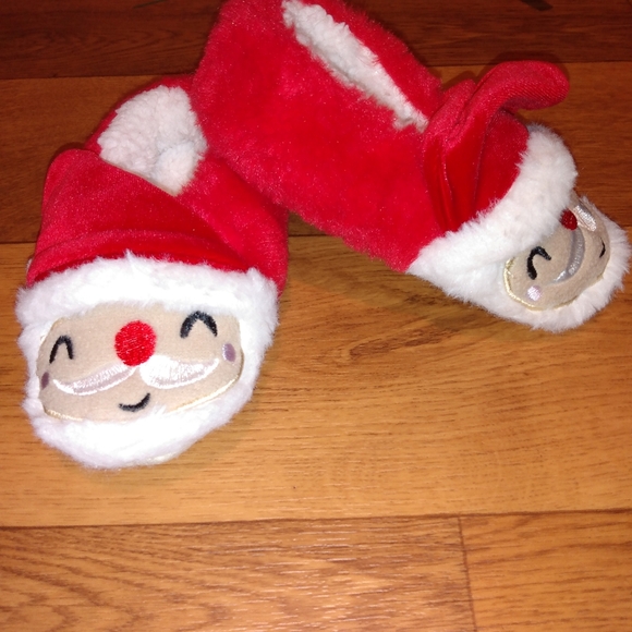 Other - NWOT TODDLER CHRISTMAS SLIPPERS